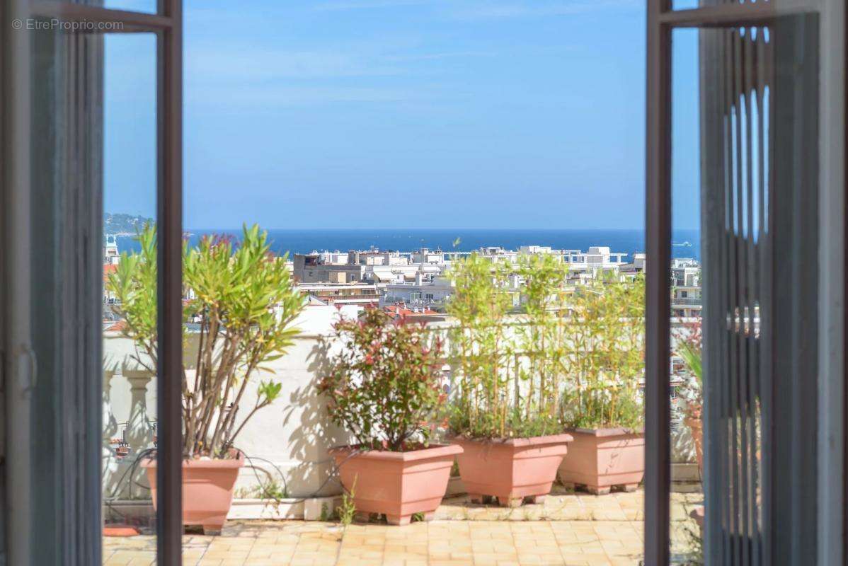 Appartement à NICE