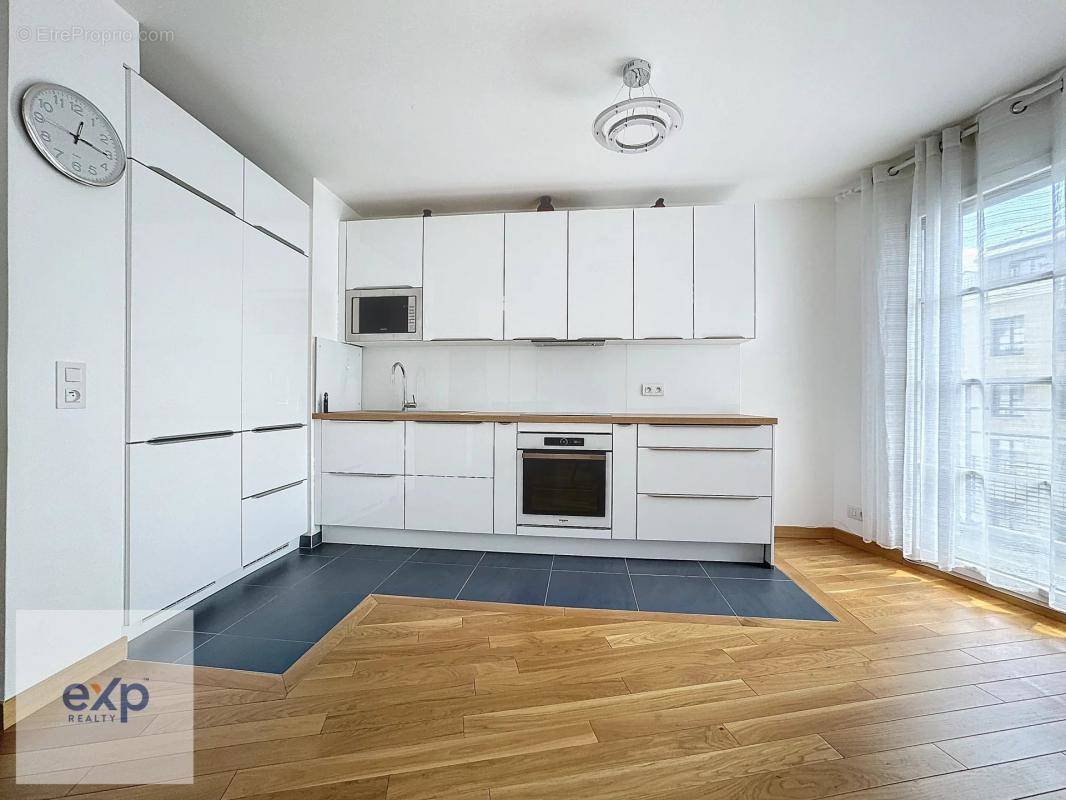 Appartement à ASNIERES-SUR-SEINE