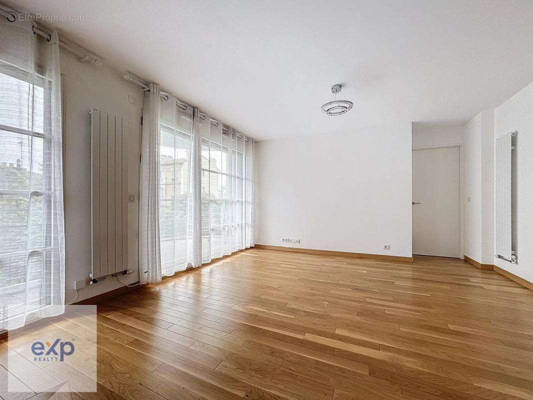 Appartement à ASNIERES-SUR-SEINE