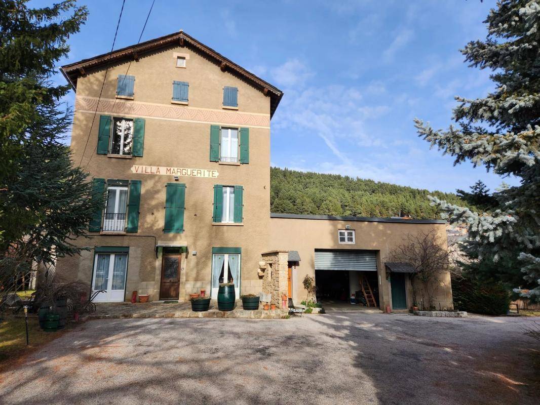 Maison à FORMIGUERES