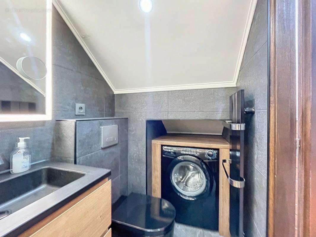 Appartement à PARIS-2E