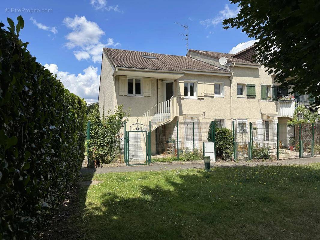 Appartement à SAINT-DENIS