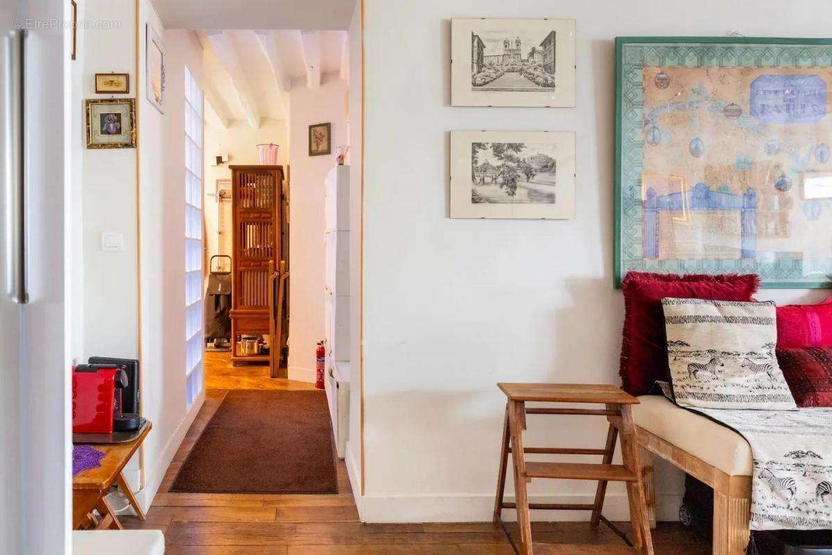 Appartement à PARIS-2E