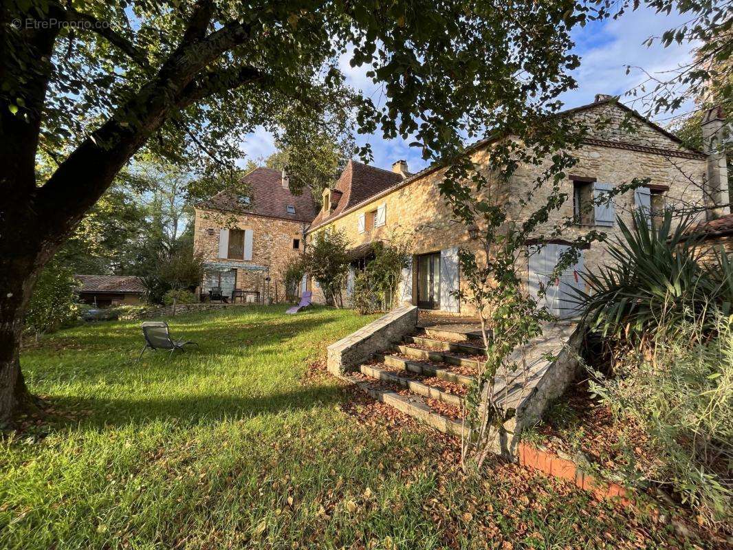 Maison à COUX-ET-BIGAROQUE