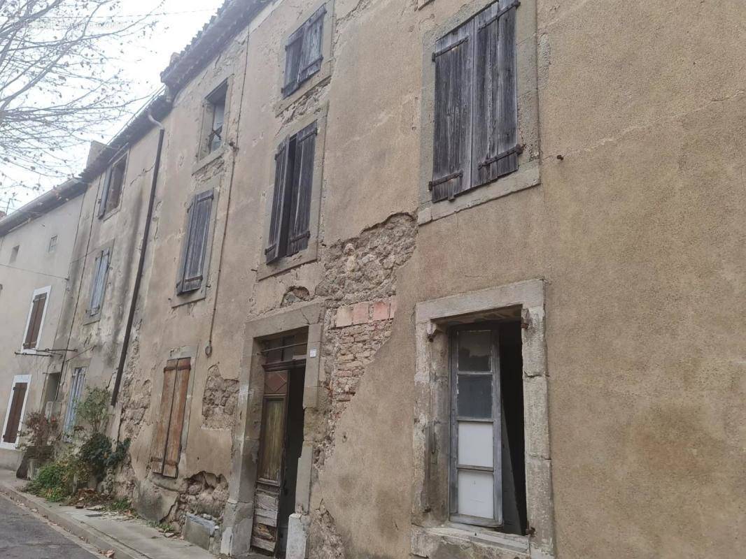 Maison à AZILLE