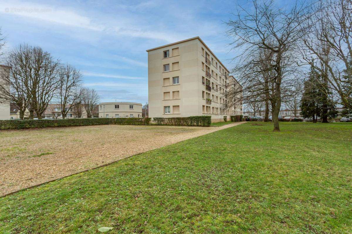 Appartement à VIRY-CHATILLON