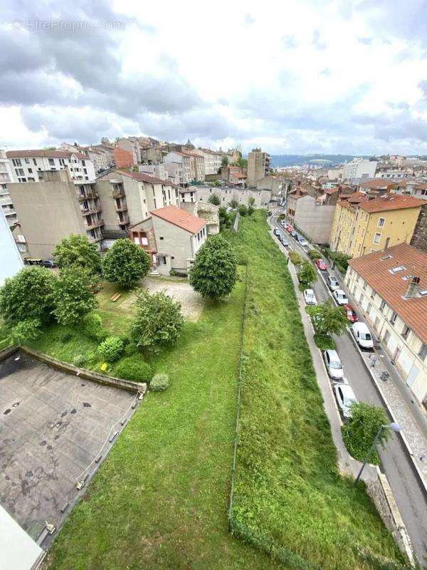 Appartement à SAINT-ETIENNE