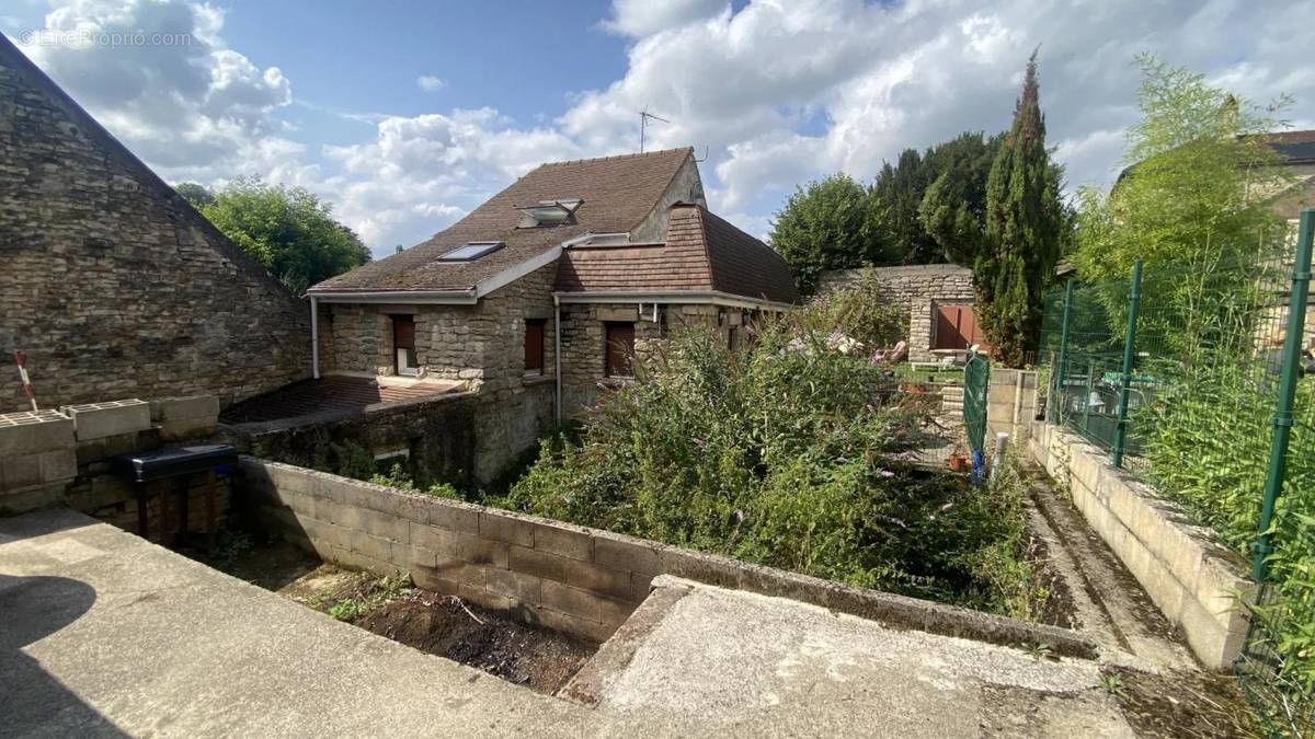 Maison à BLIGNY-SUR-OUCHE