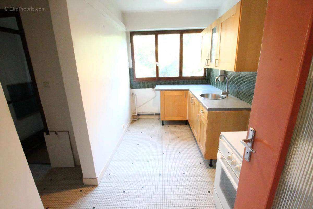 Appartement à MARSEILLE-13E