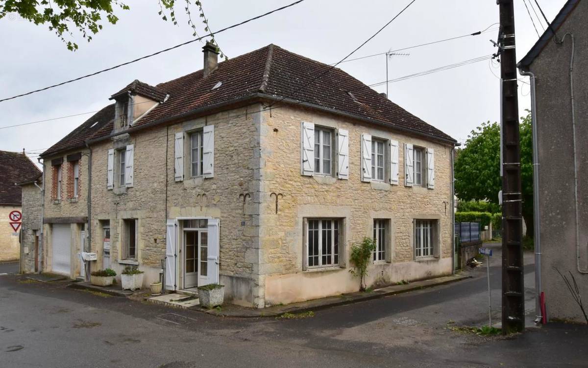 Maison à LABASTIDE-MURAT