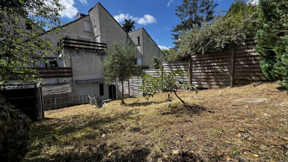 Appartement à LA FERTE-ALAIS