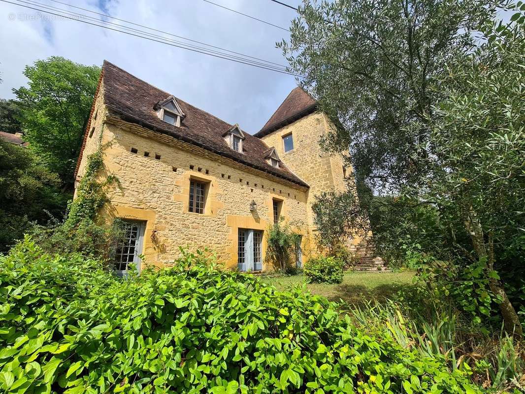 Maison à CALVIAC-EN-PERIGORD