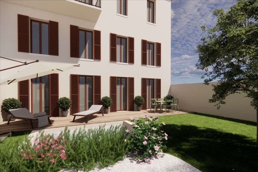 CHATEAU GOMBERT / T3 93 M² / JARDIN /PISCINE / PLACE PARKING / - Maison à MARSEILLE-13E