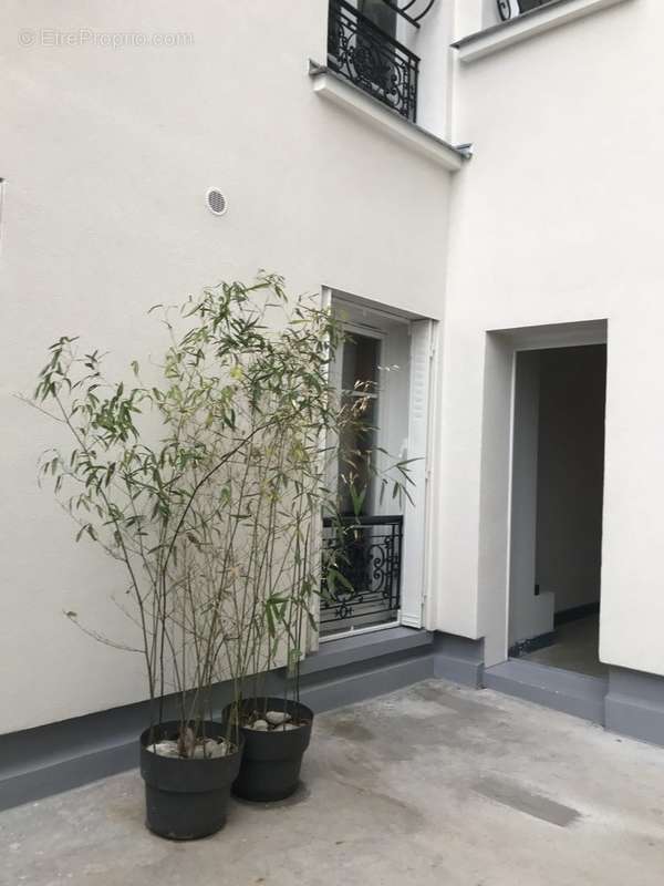 Appartement à PARIS-20E