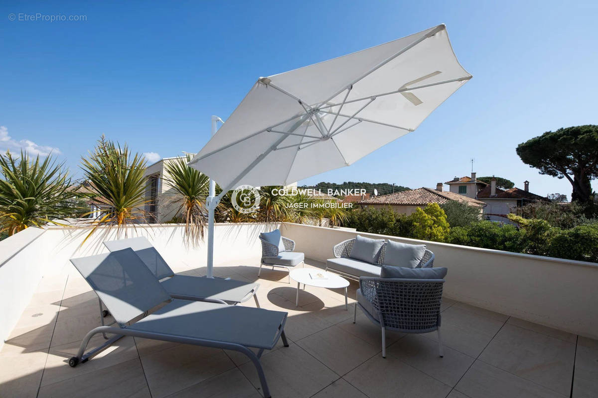 Appartement à SAINT-TROPEZ