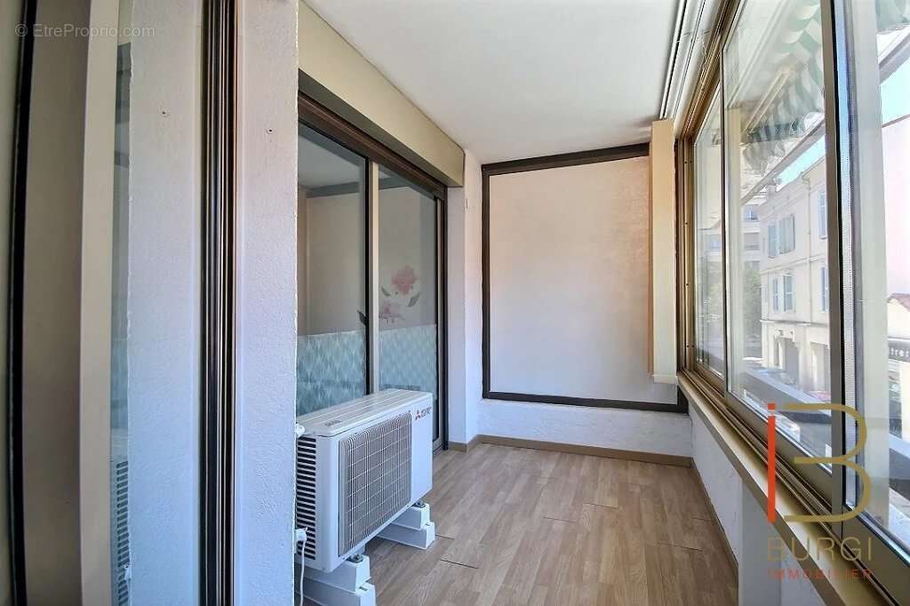 Appartement à SAINT-RAPHAEL