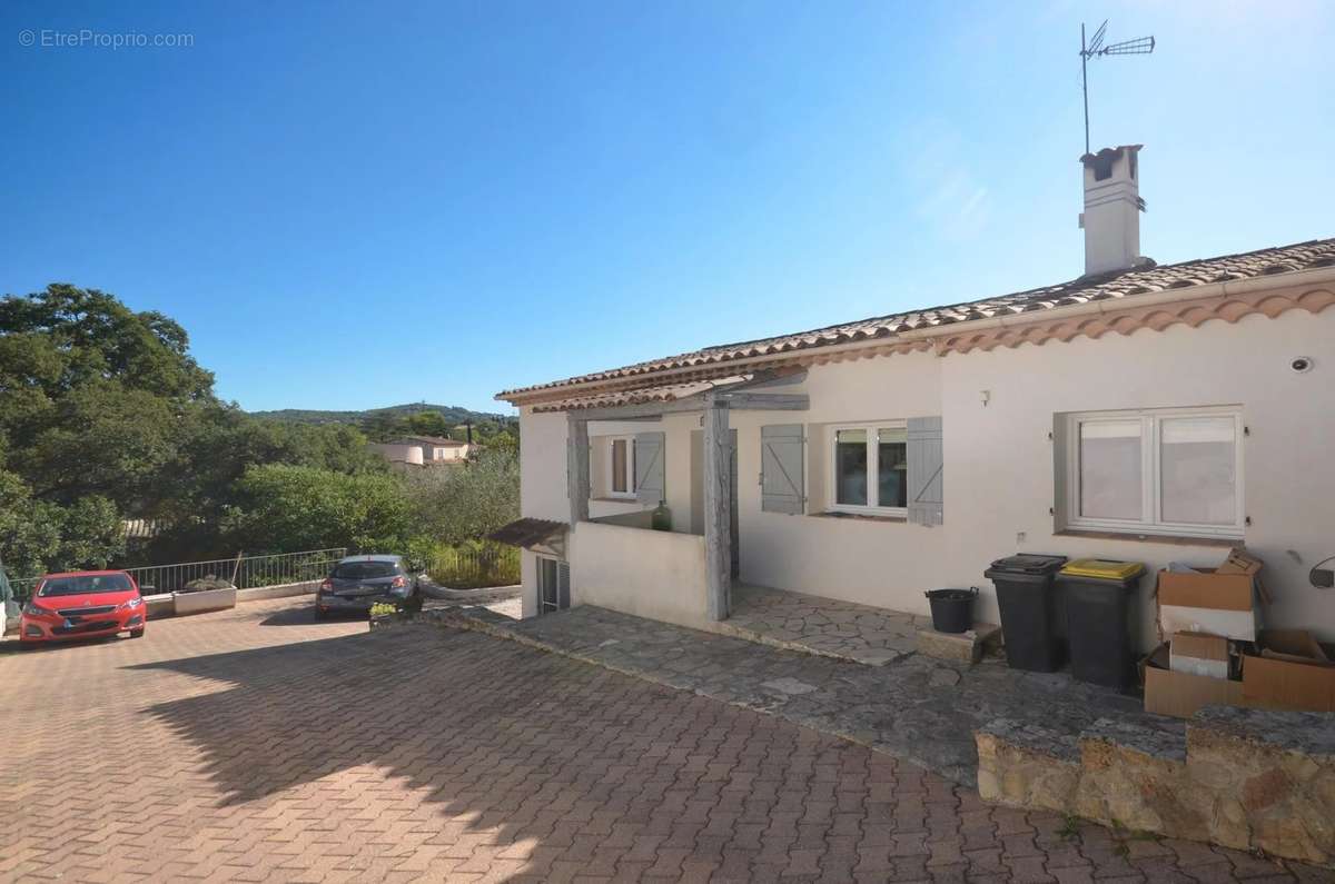 Maison à MOUGINS