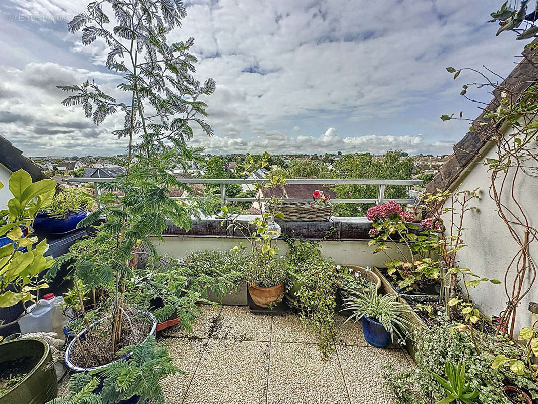 Appartement à OUISTREHAM