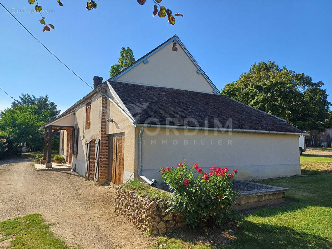 Maison à CHARNY