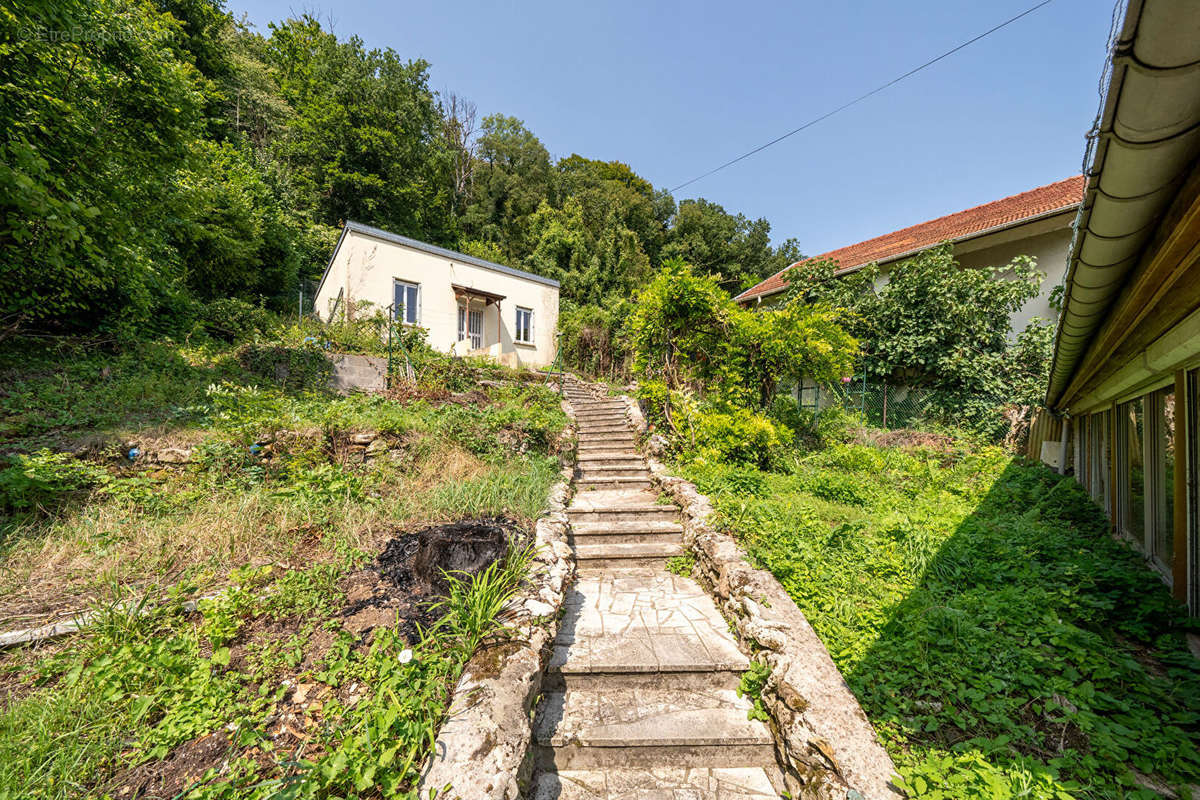 Maison à LIVERDUN