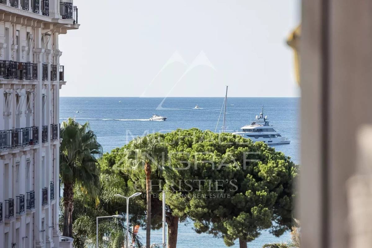 Appartement à CANNES