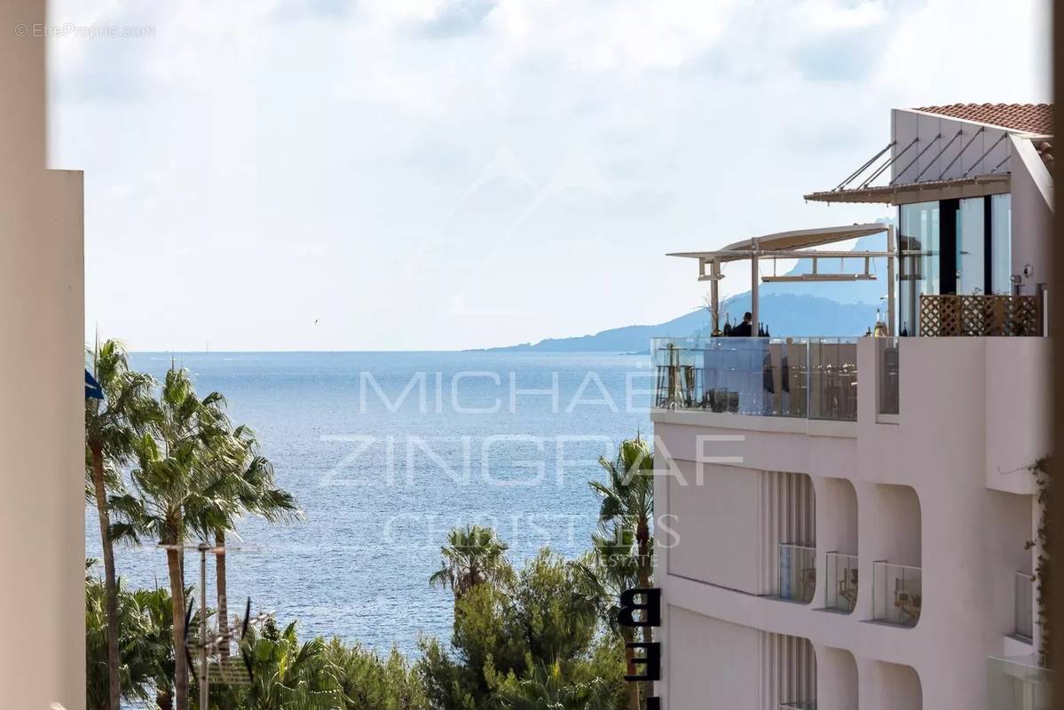 Appartement à CANNES