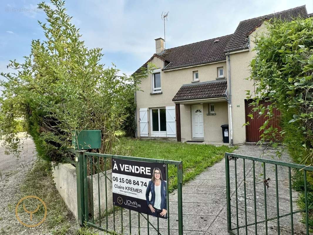 Maison à ROMILLY-SUR-SEINE