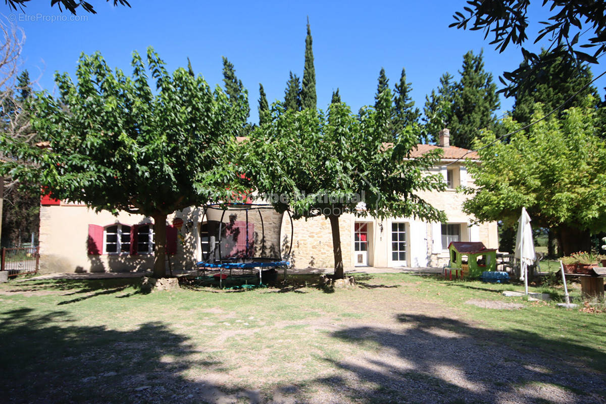 Maison à MONTEUX