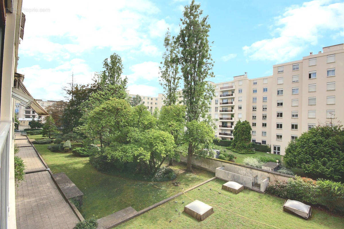 Appartement à LEVALLOIS-PERRET