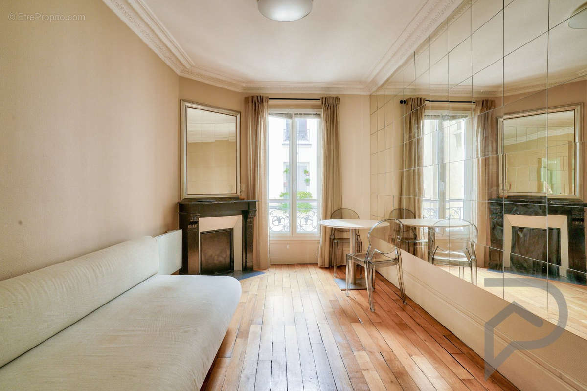 Appartement à PARIS-13E