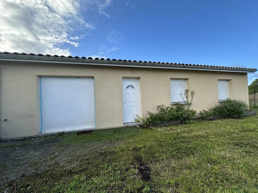 Maison à CARTELEGUE