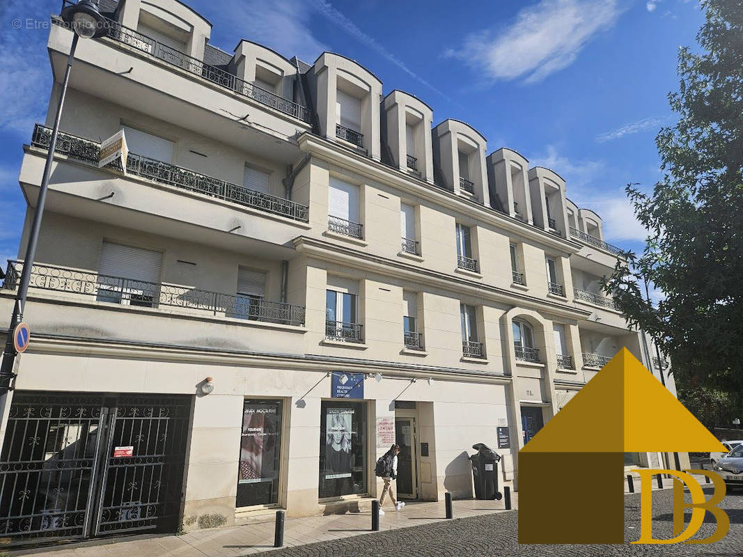 Appartement à MAISONS-ALFORT