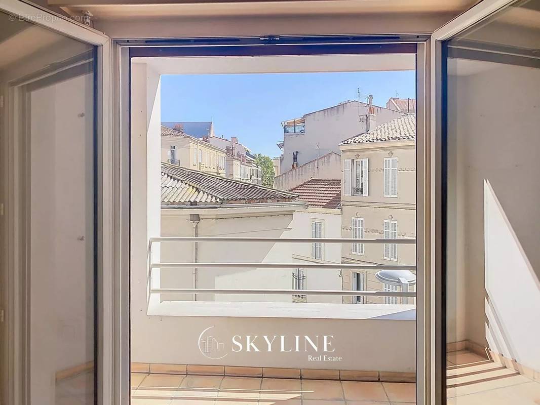 Appartement à MARSEILLE-5E