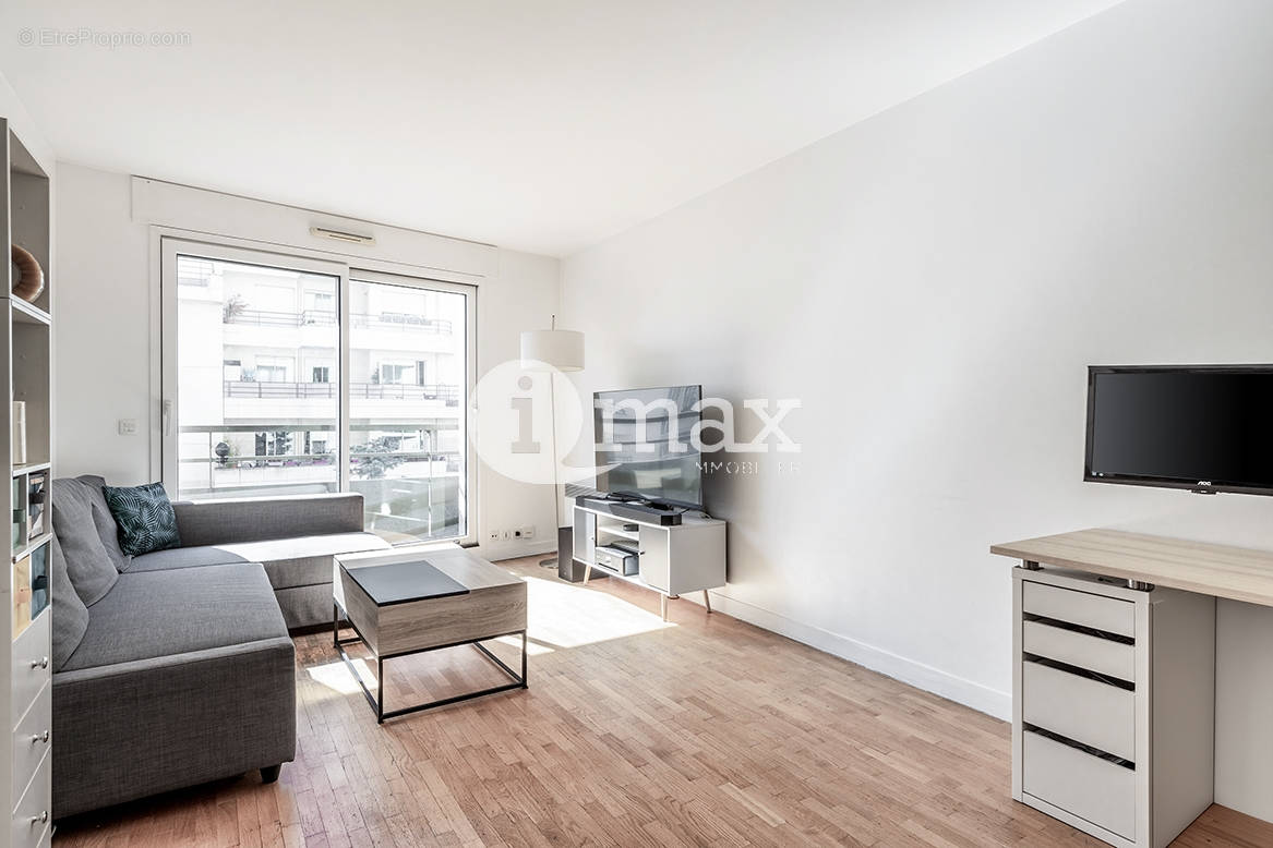 Appartement à LEVALLOIS-PERRET