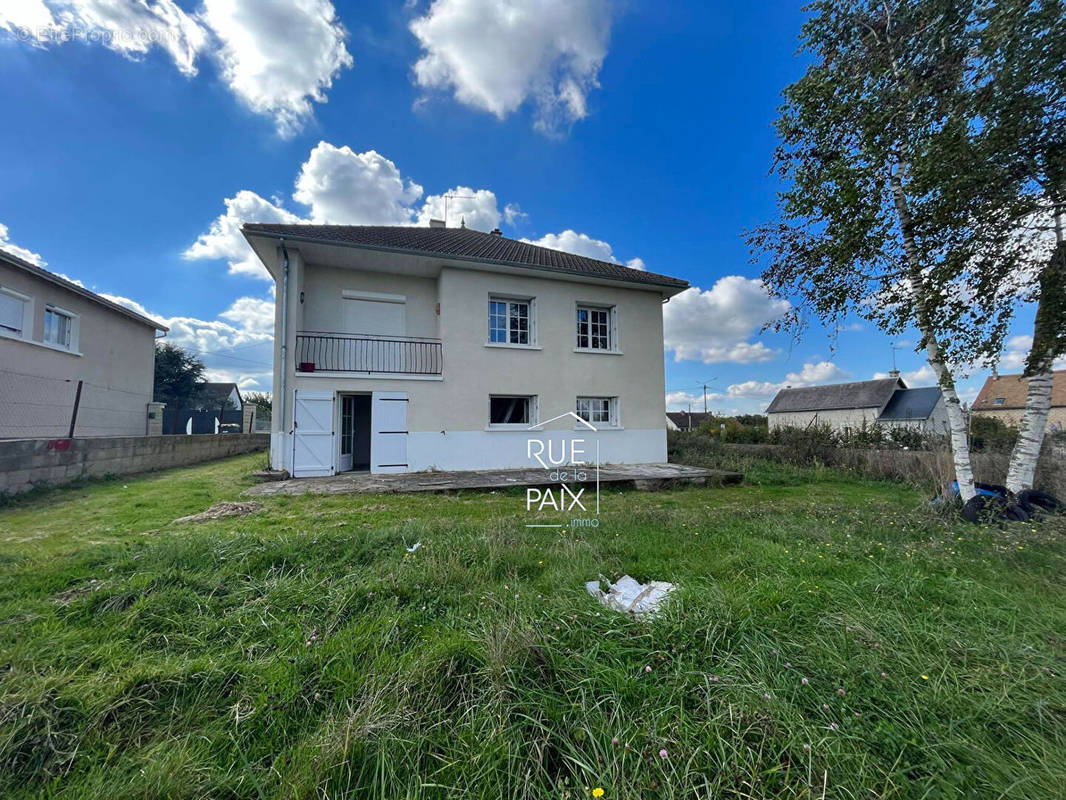 Maison à CHATELLERAULT