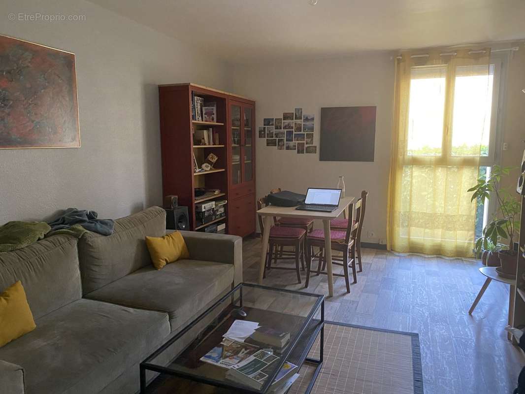 Appartement à AUBENAS