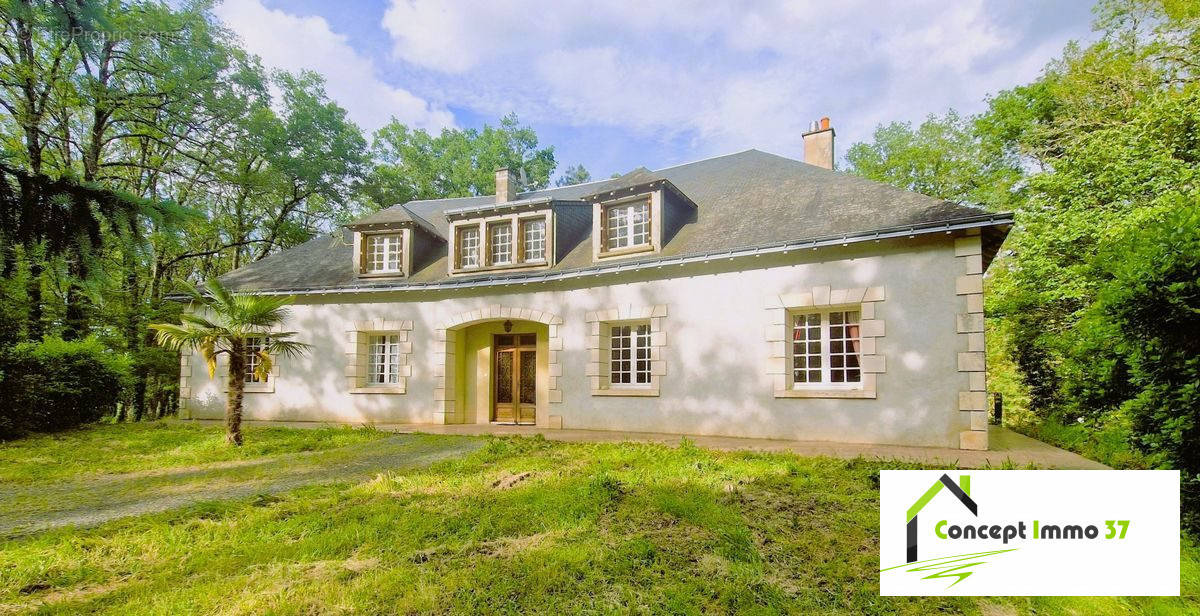 Maison à SAINTE-MAURE-DE-TOURAINE