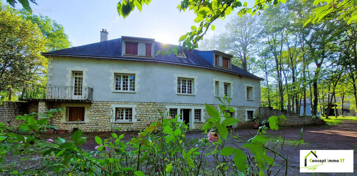 Maison à SAINTE-MAURE-DE-TOURAINE