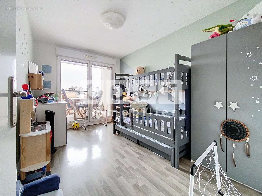 Appartement à COLOMBES