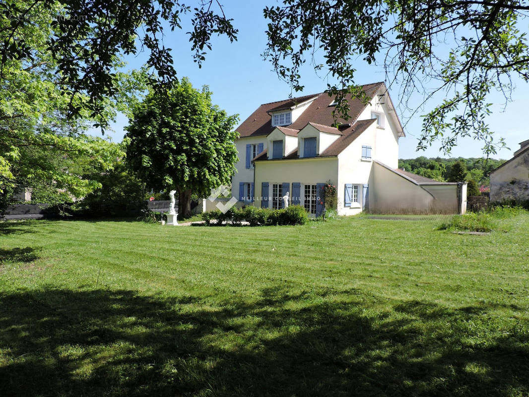 Maison à GOUVERNES