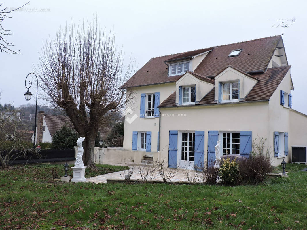 Maison à GOUVERNES