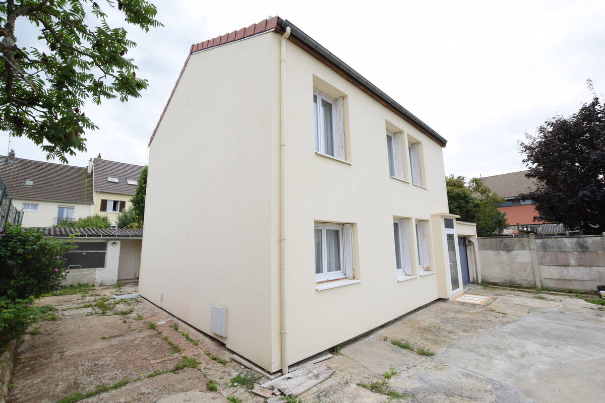 Maison à RAMBOUILLET