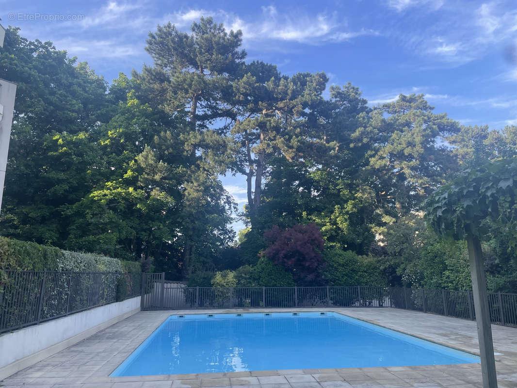 Appartement à SAINTE-FOY-LES-LYON