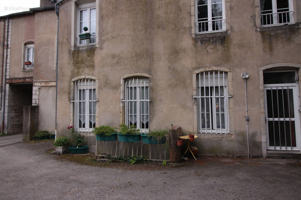 Appartement à NUITS-SAINT-GEORGES