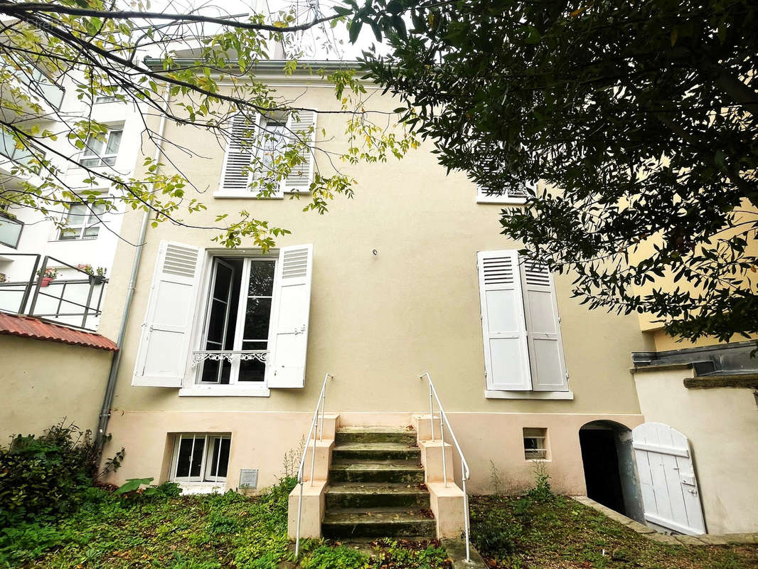 Appartement à CHOISY-LE-ROI