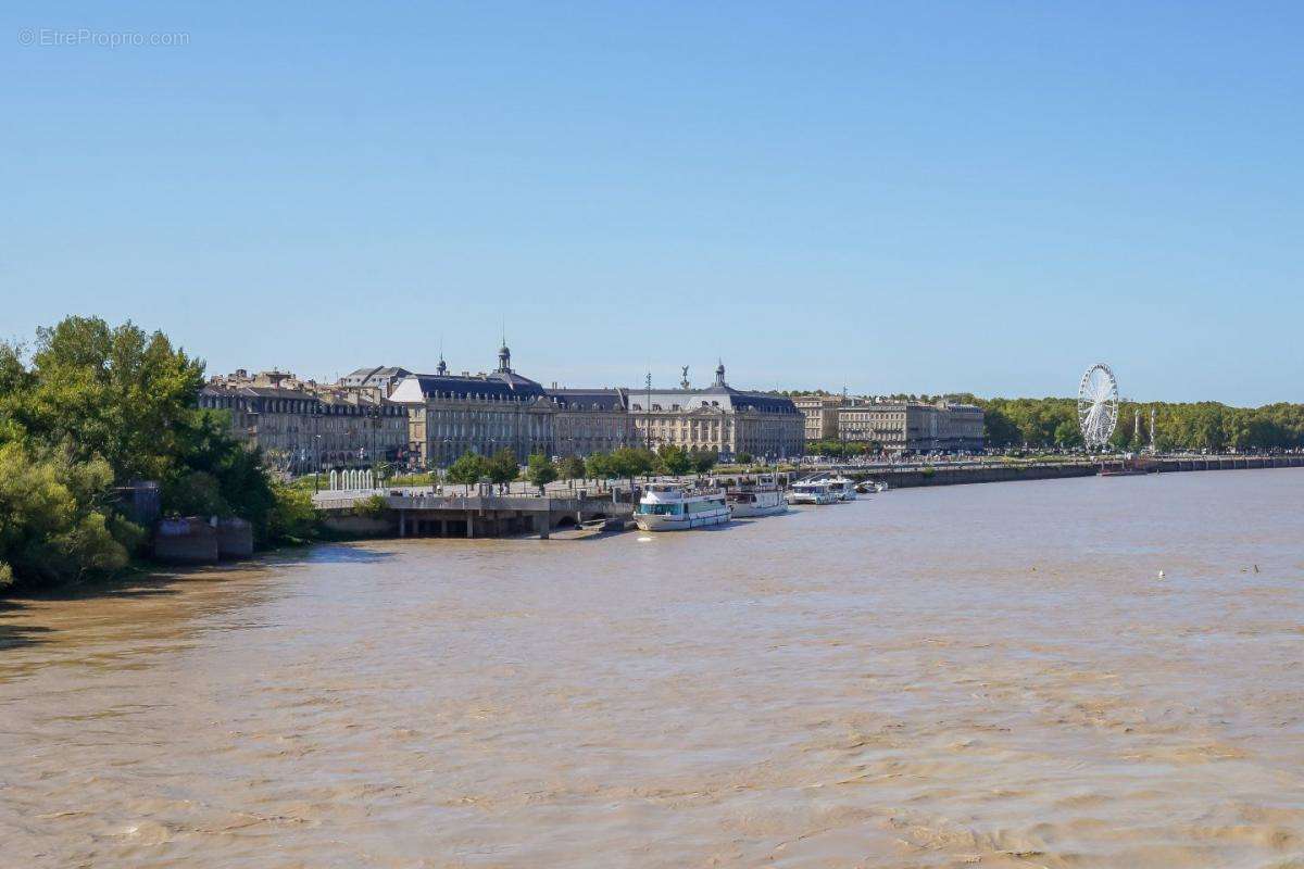 Appartement à BORDEAUX