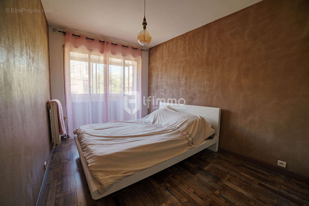 Appartement à MARSEILLE-10E