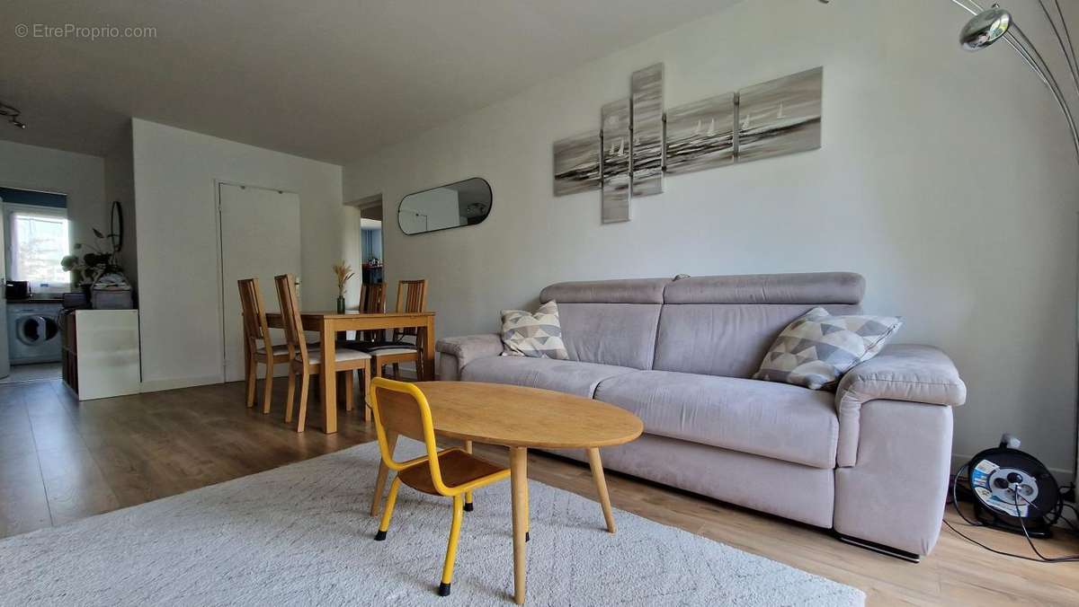 Appartement à NEUILLY-PLAISANCE