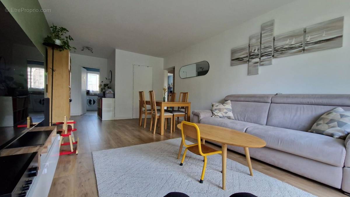 Appartement à NEUILLY-PLAISANCE