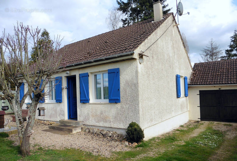 Maison à VILLECHETIVE